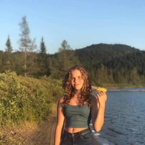 Meet your Posher, Kim